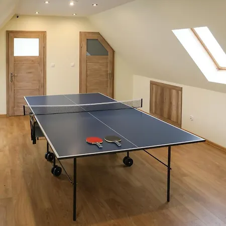 アパートホテル Kasper シャフラリ