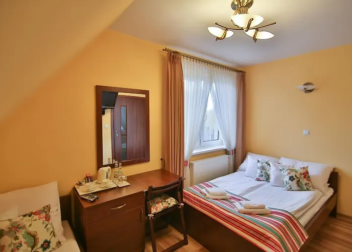 מלון דירות Kasper 3*